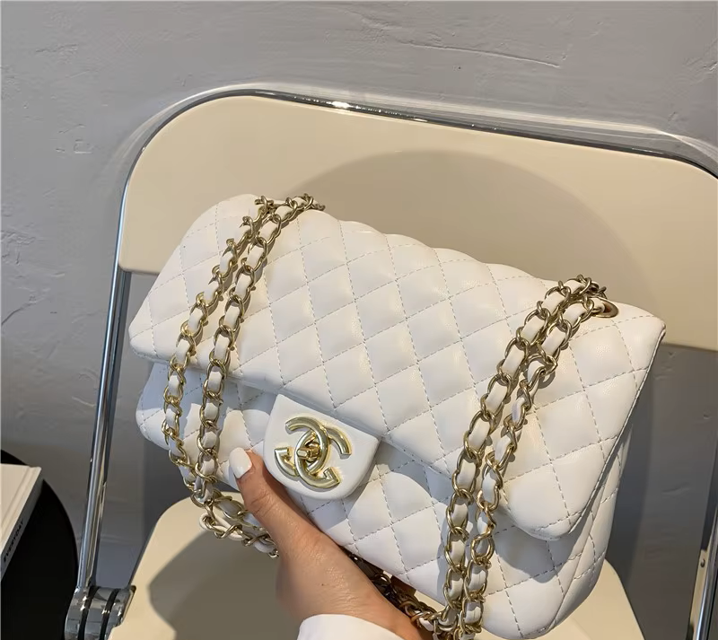 Diamond Chain Crossbody Bag