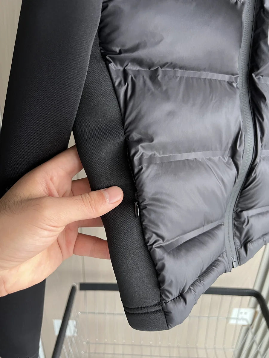 Lightweight Warm Down Jacket with Zippered Hood