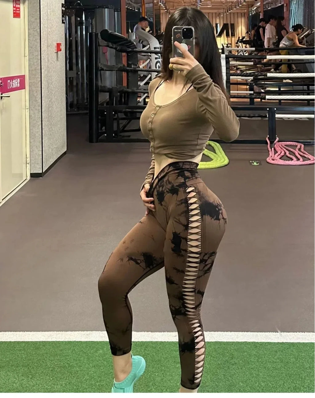 Gradient Hollow Knit Yoga Pants