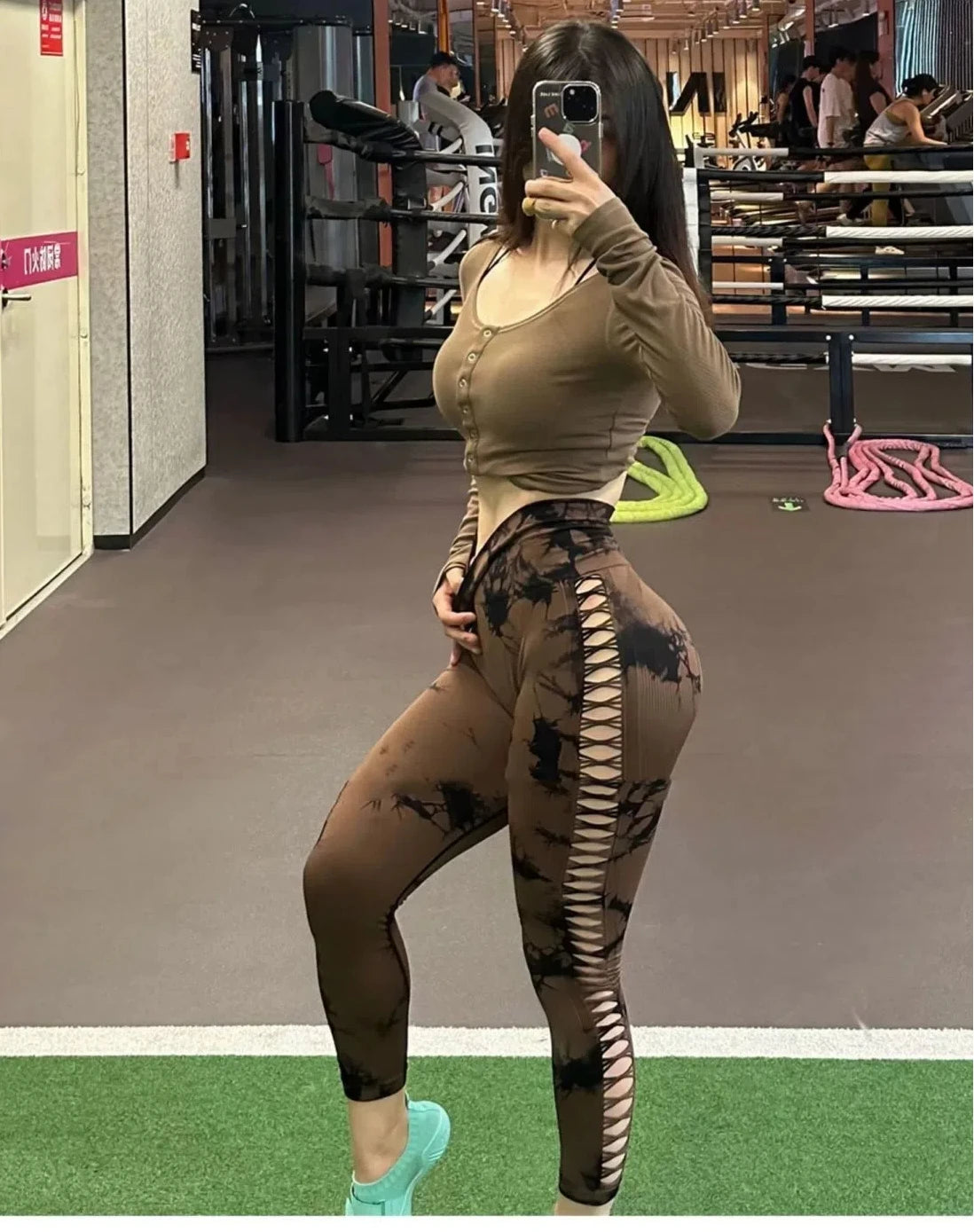 Gradient Hollow Knit Yoga Pants