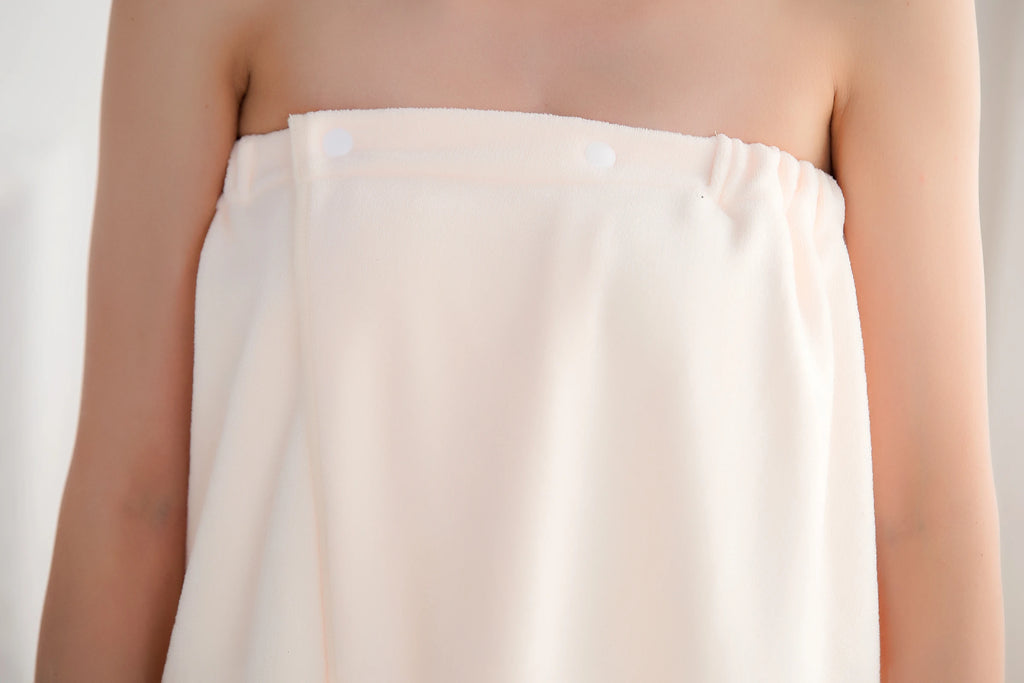 Women’s Wearable Bath Wrap Towel – Spa & Shower Comfort