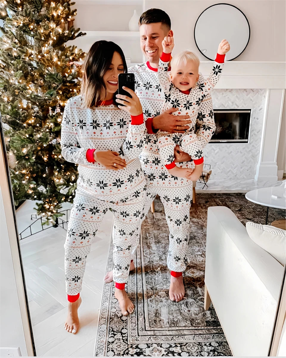 Mom & Daughter Retro Print Christmas Pajama Set