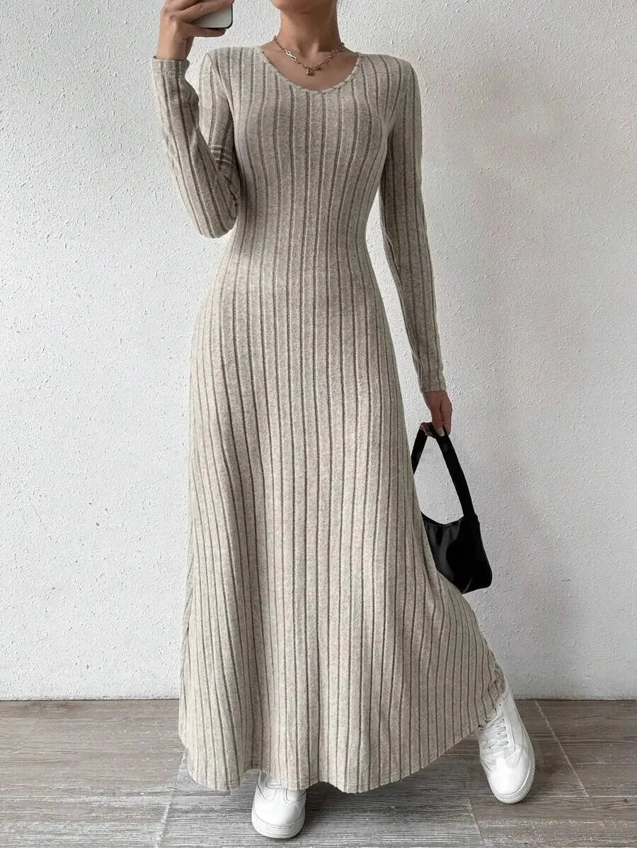 Slim Knit Maxi Dress