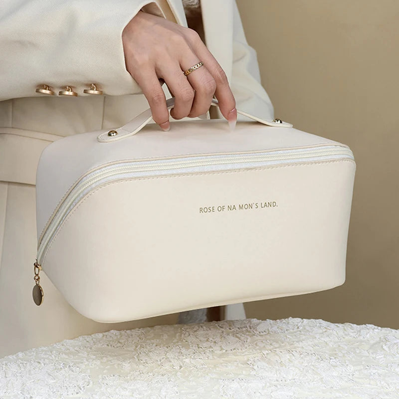 Luxe Glow Travel Makeup Organizer